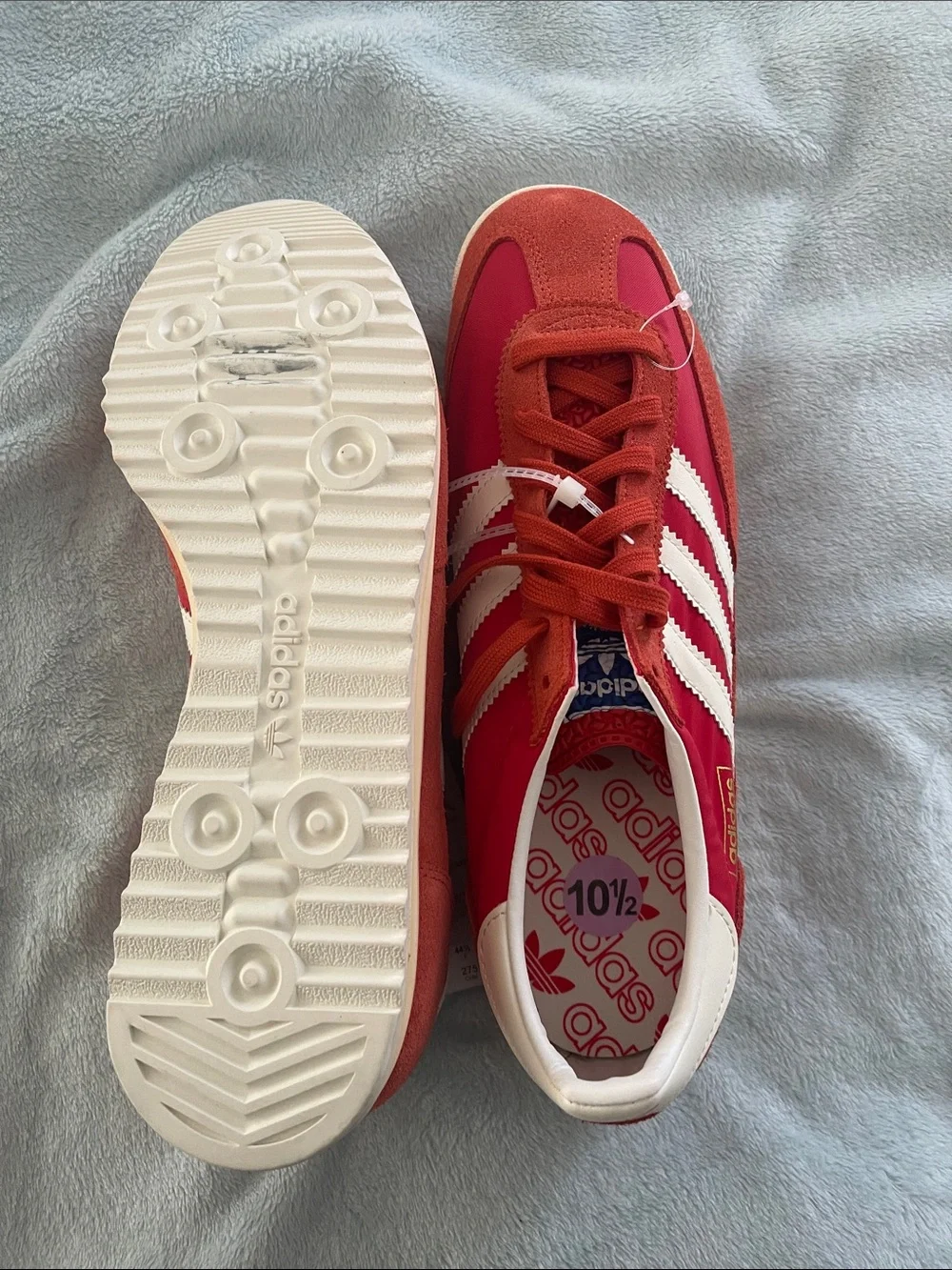 Men’s adidas Samba OG Red and White Retro Sneakers. Size 10 1/2